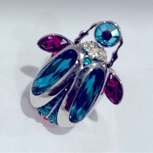 RARE: SWAROVSKI 
TRANSLUCENT SCARAB BEETLE
CRYSTAL RING SIZE 52=US=6